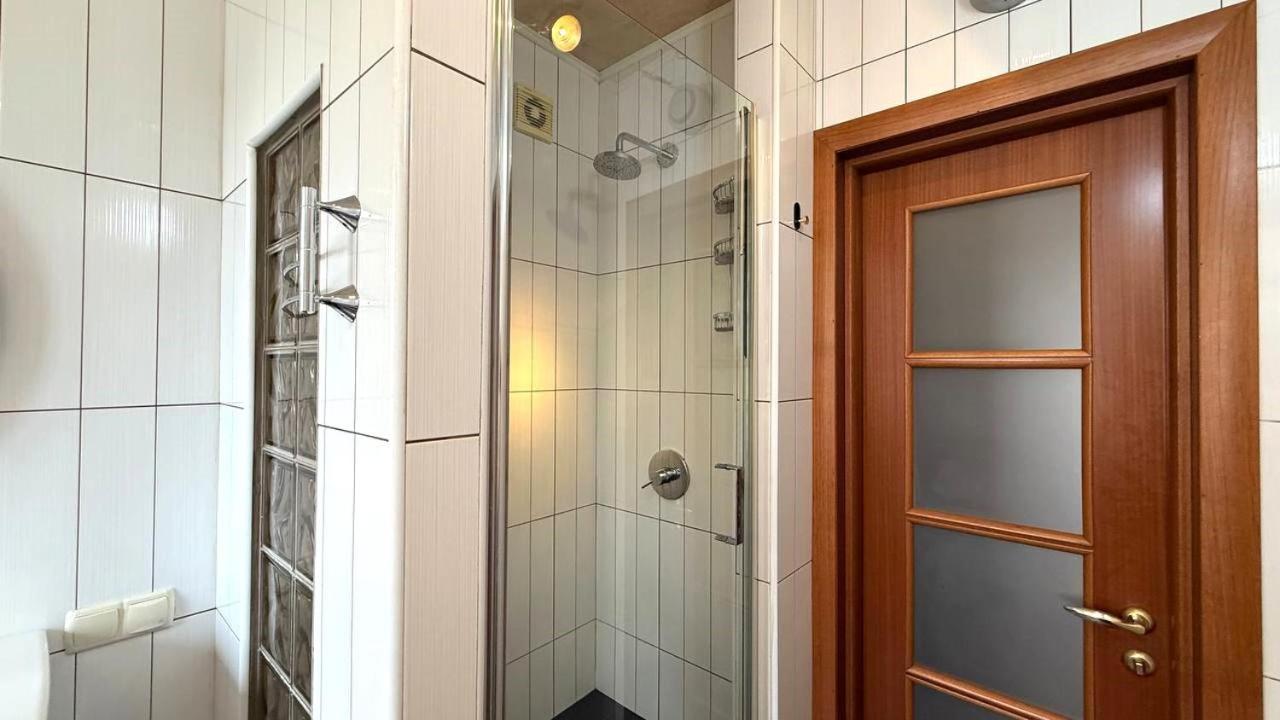Mironositskaya 75 Lejlighed Kharkiv Eksteriør billede